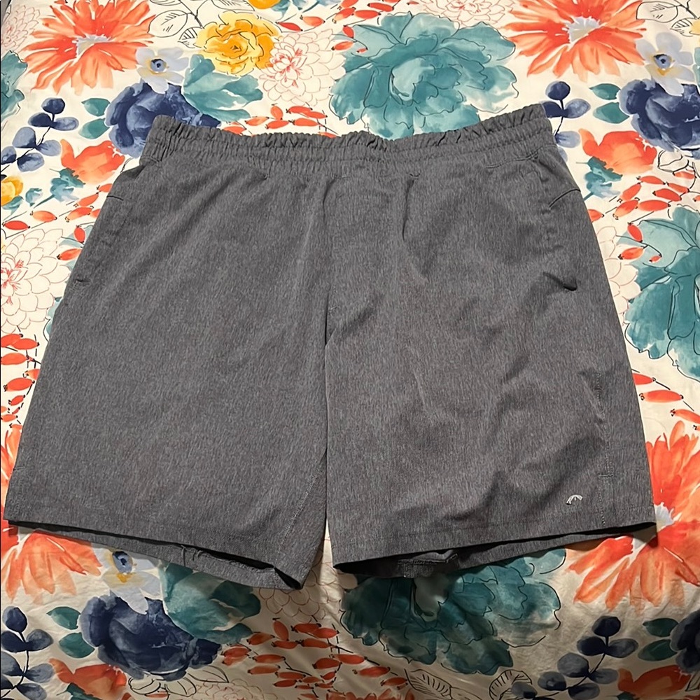 Mondetta Gray Athletic Shorts Relaxed Fit